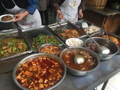 -十一街苍蝇馆子转经消江湖菜(九眼桥十一街店)