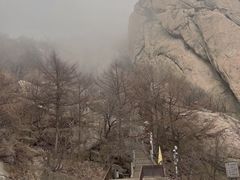 -崂山巨峰游览区