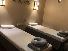 -裕和堂中医推拿艾灸(太古汇臻品店)