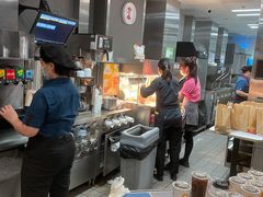 -麦当劳(华融店)