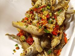-丹江口渔村·湘味厨房(桃园店)