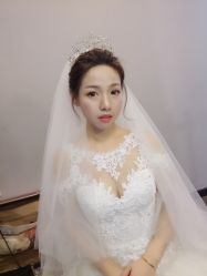 点击看大图 -艾米丽婚纱礼服