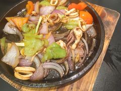 -蚝美人·生蚝海鲜烧烤(茶花园店)