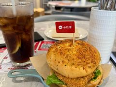 -必胜客(东部星悦天地店)