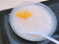 木瓜银耳西米露-百花传统甜品店(原址店)
