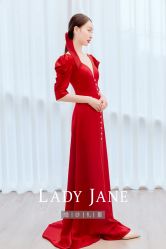 -Lady  Jane高端婚纱礼服馆