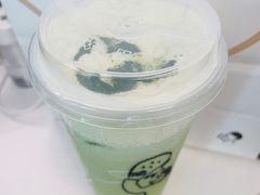 -喜茶(北京华贸购物中心店)