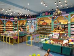 -多彩贵州城极地海洋世界