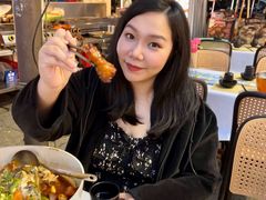-刘姐啤酒鱼民族演艺餐厅(西街总店)