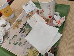 -麦当劳(轻轨曹杨路店)