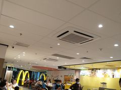 -麦当劳(宝龙店)