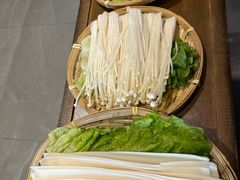 -由衷贵州酸汤牛肉火锅(新桥店)
