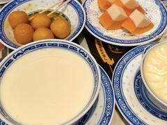 -广信牛奶甜品世家(台东店)