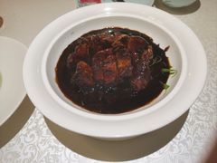 招牌焦糖黑叉烧-维园悦谱·海派家常菜(乌鲁木齐南路店)