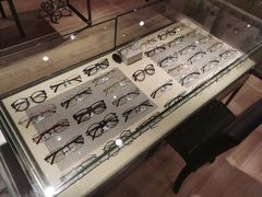 -博士眼镜(青岛城阳万象汇店)