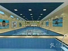 -津力跃游泳健身