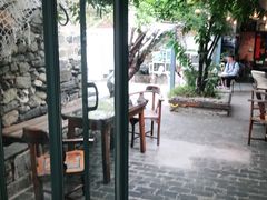 -喵屿·大理花园猫咖