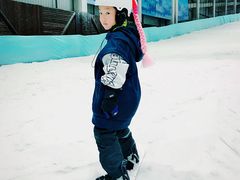 -乔波室内滑雪场