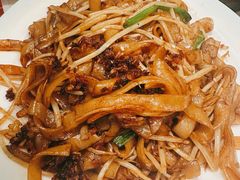 干炒牛河-喜记避风塘炒辣蟹(总店)