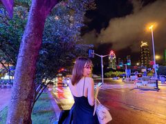 -上海来福士广场