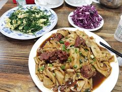 -壹阁胡羊焖饼(特色小吃街店)