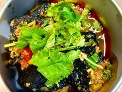 经典肉酱味臭豆腐-自黑豆夫·臭豆腐夹馍(四海唐人街店)