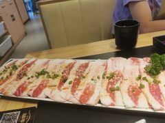 -極屋鮨牛 · 烧肉酒场(时代C馆店)