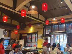 -富正毅三下锅·湘西韵味(天门山索道店)
