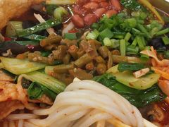 -红鼻子桂林米粉(金唐新光界店)