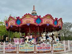 -蓝精灵乐园·世茂精灵之城主题乐园