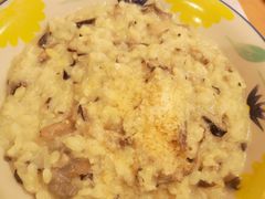 -萨莉亚意式餐厅(新洲家乐福店)