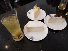 -Nadeje(Plaza Mahkota)