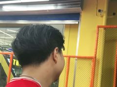 -爱蹦iBOON蹦床运动馆(江汉店)