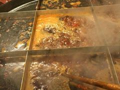 -岗上渣渣老火锅(两路口店)