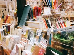 店内环境-猫的天空之城概念书店(杭州南宋御街店)