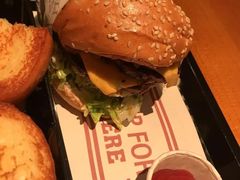 -The Habit Burger Grill 哈比特汉堡(复兴soho店)
