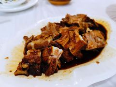 卤排骨-明升萝卜汤
