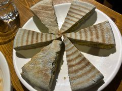 青稞饼-蜗牛的家旅行主题云南菜餐厅.小酒馆(护国寺店)