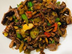 酸辣椒炒鸡杂-建辉湖南土菜馆(南大街店)