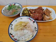 -明姨仔潮汕美食·碳炉猪脚·汕尾牛腩饭·起片鸡煲(起义路店)