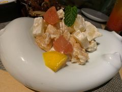 -穹六人间 people 6(岳阳路店)
