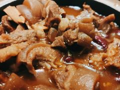 砂锅小黄牛-龙泉人椰子鸡.糟粕醋.海南菜(三亚旗舰店)