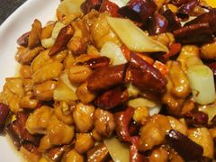-万重锦·人文川菜馆(骡马市店)