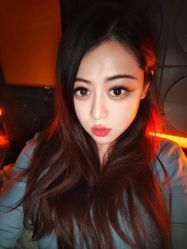 -iU美甲美睫