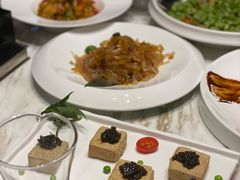 鱼子酱臭豆腐-海味世家·家常菜馆(明州里店)