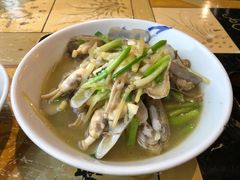 -琥珀老六龙虾(四里河店)