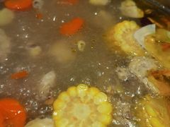 -尚尚仙·酸汤猪手·猪肚鸡火锅(华联万柳购物中心店)