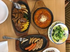 -萨莉亚意式餐厅(东川路店)