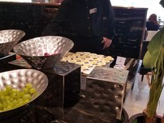 -东方红海鲜百汇(国际大厦店)