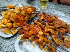 -马克力木手抓炕锅烤羊肉(盐湖一小区店)